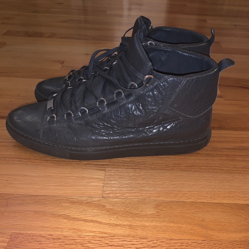 Balenciaga arena